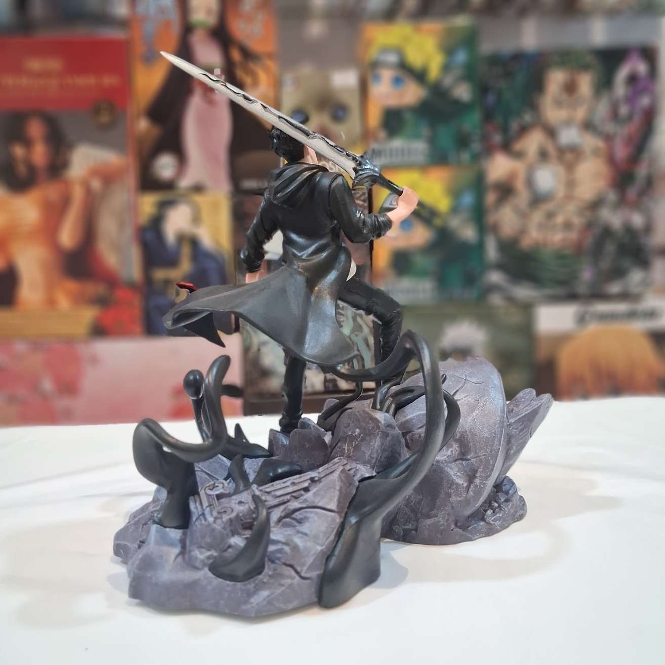 Solo Leveling Jinwoo Figure - Image 2